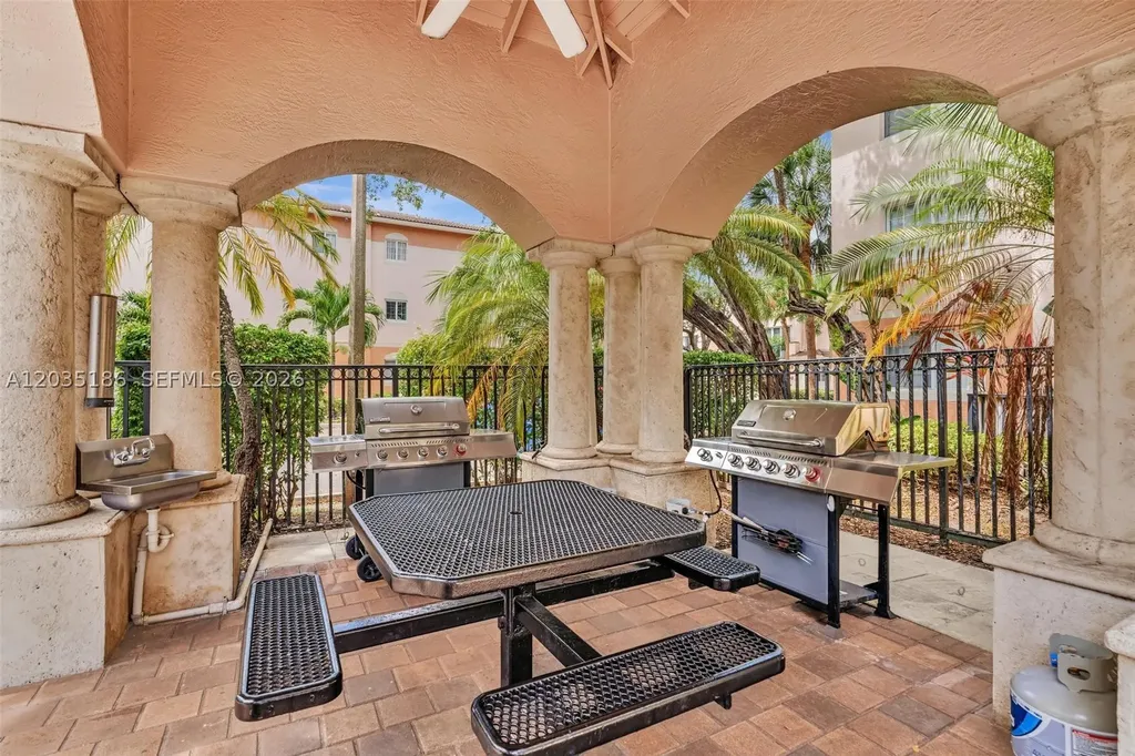2107 SE 10th Avenue Fort Lauderdale FL 33316
