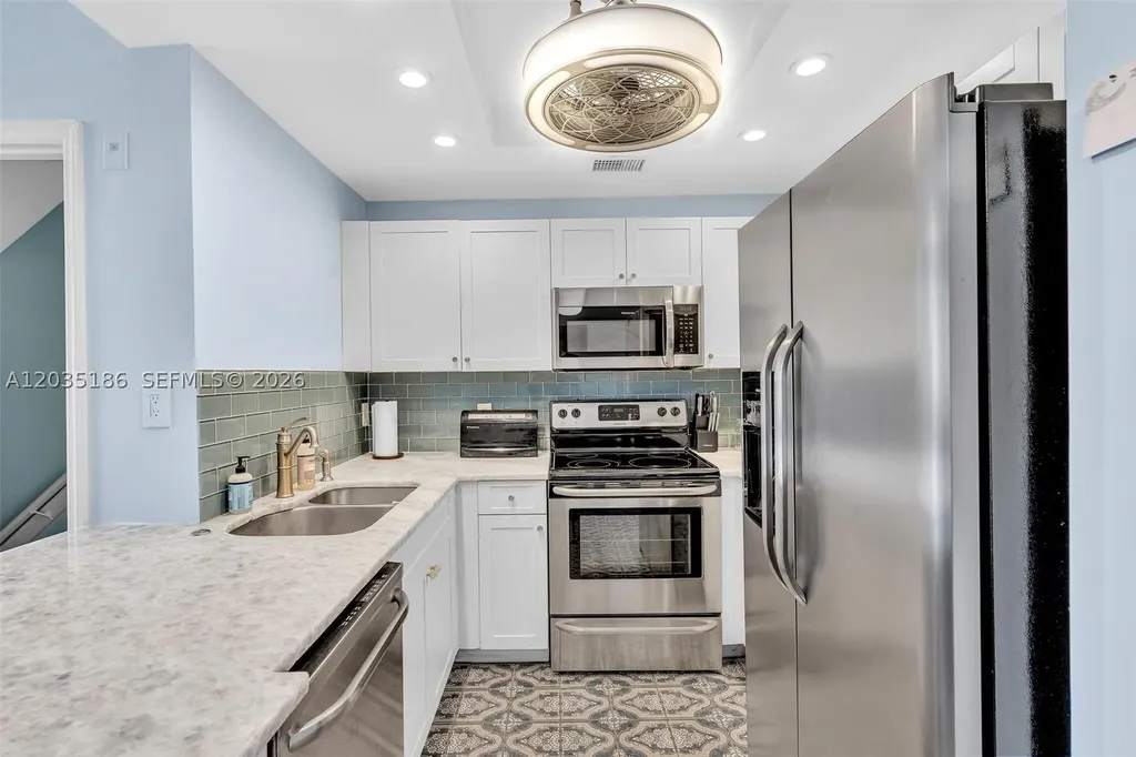 2107 SE 10th Avenue Fort Lauderdale FL 33316