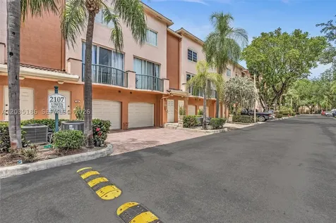 2107 SE 10th Avenue Fort Lauderdale FL 33316