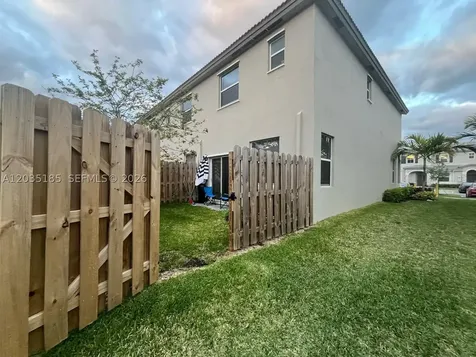 1718 SE 26th Terrace Homestead FL 33035
