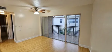 5352 NE 6th Avenue Oakland Park FL 33334