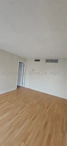 5352 NE 6th Avenue Oakland Park FL 33334