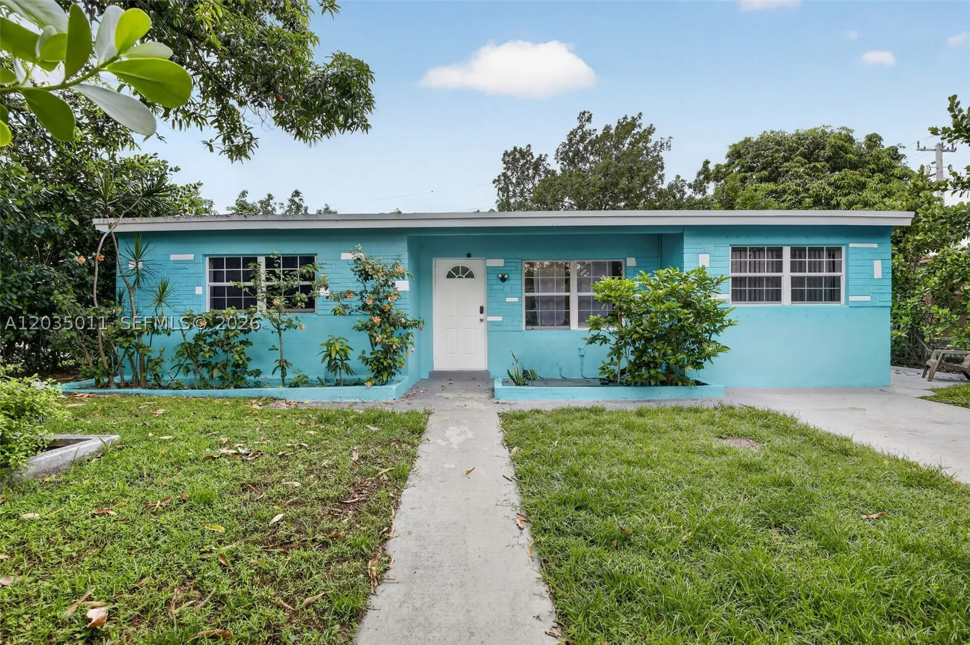 6238 Hayes Street Hollywood FL 33024