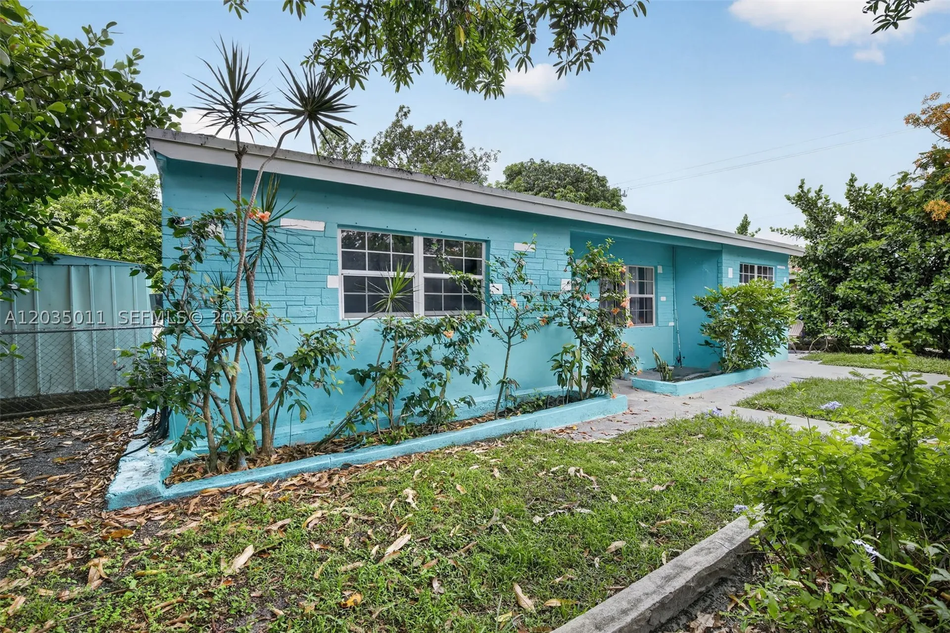 6238 Hayes Street Hollywood FL 33024