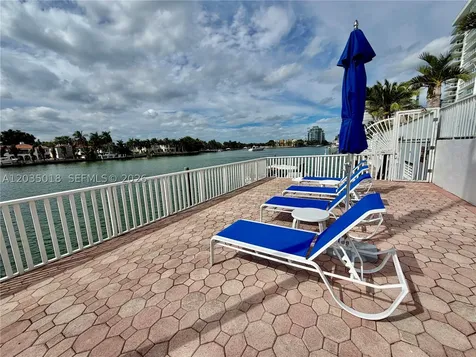 5700 Collins Avenue Miami Beach FL 33140
