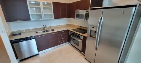 41 SE 5th Street Miami FL 33131