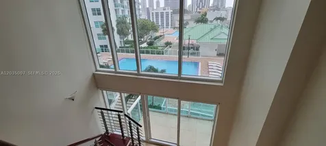 41 SE 5th Street Miami FL 33131