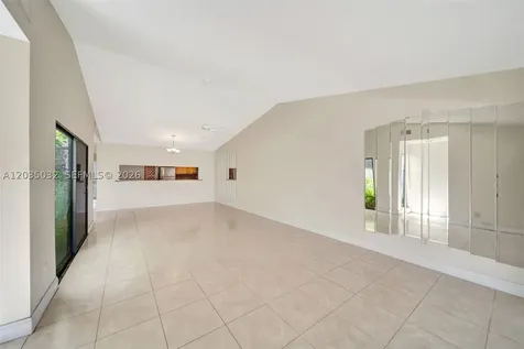 5223 W Gate Lake Road Tamarac FL 33319