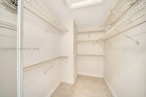 5223 W Gate Lake Road Tamarac FL 33319