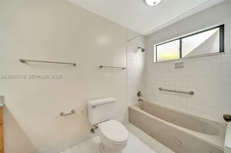 5223 W Gate Lake Road Tamarac FL 33319