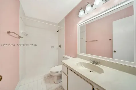 5223 W Gate Lake Road Tamarac FL 33319