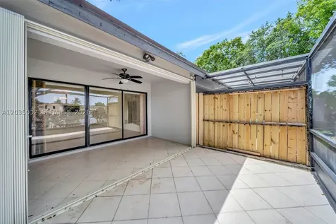 5223 W Gate Lake Road Tamarac FL 33319