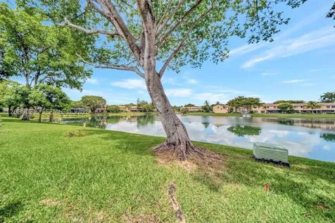 5223 W Gate Lake Road Tamarac FL 33319