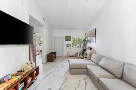 2140 NW 78th Avenue Pembroke Pines FL 33024