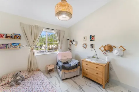 2140 NW 78th Avenue Pembroke Pines FL 33024