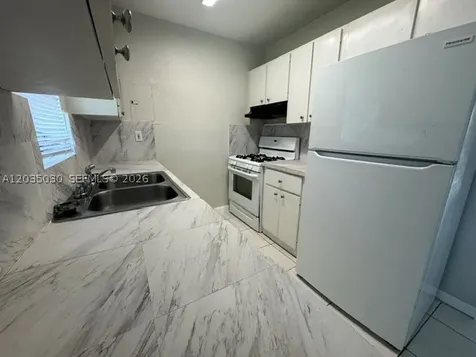 9815 Pan American Drive Cutler Bay FL 33189