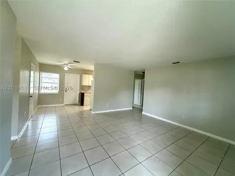 9815 Pan American Drive Cutler Bay FL 33189