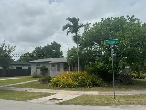 9815 Pan American Drive Cutler Bay FL 33189