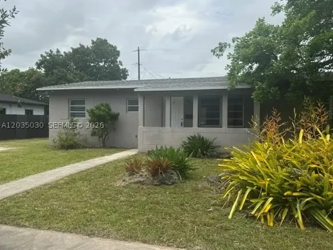 9815 Pan American Drive Cutler Bay FL 33189
