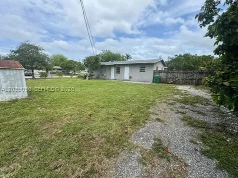 9815 Pan American Drive Cutler Bay FL 33189