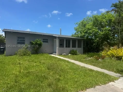 9815 Pan American Drive Cutler Bay FL 33189