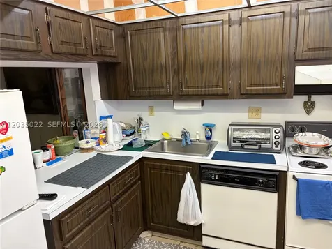 1655 NE 115th Street Miami FL 33181
