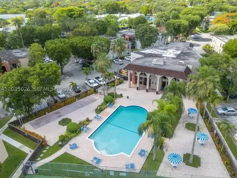 10832 N Kendall Drive Miami FL 33176