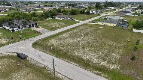 2009 NW 2nd Avenue Cape Coral FL 33993