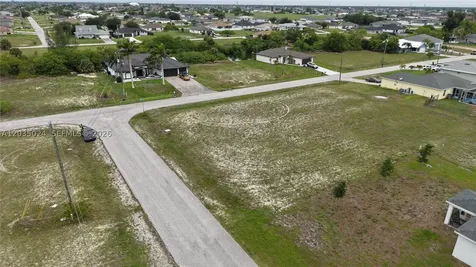 2009 NW 2nd Avenue Cape Coral FL 33993