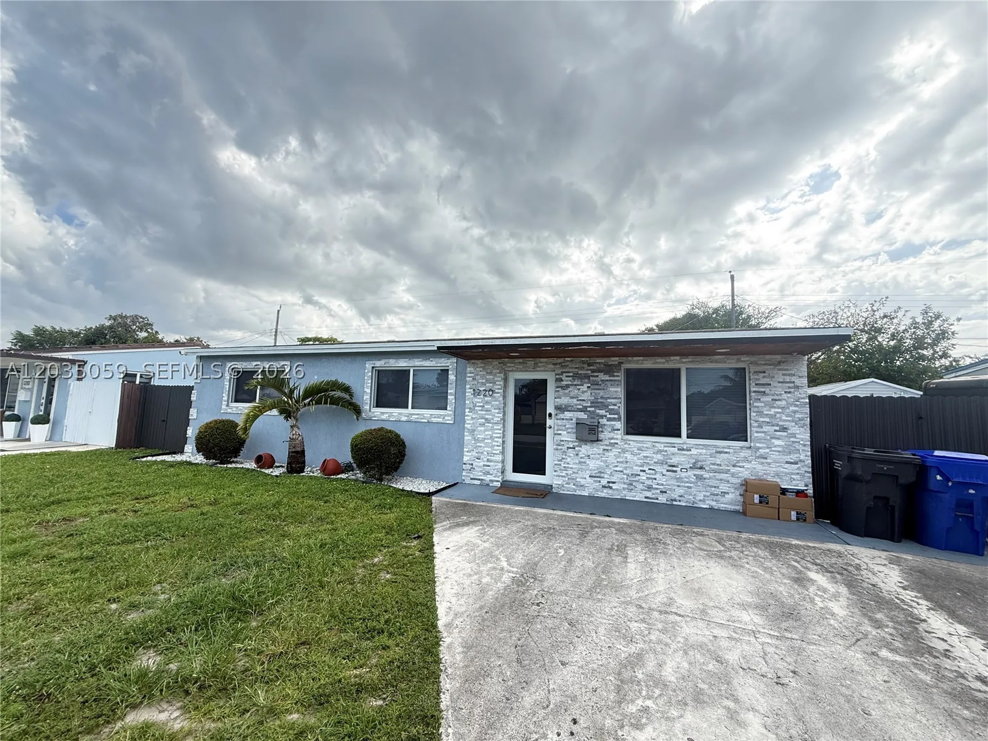 1220 N 71st Terrace Hollywood FL 33024
