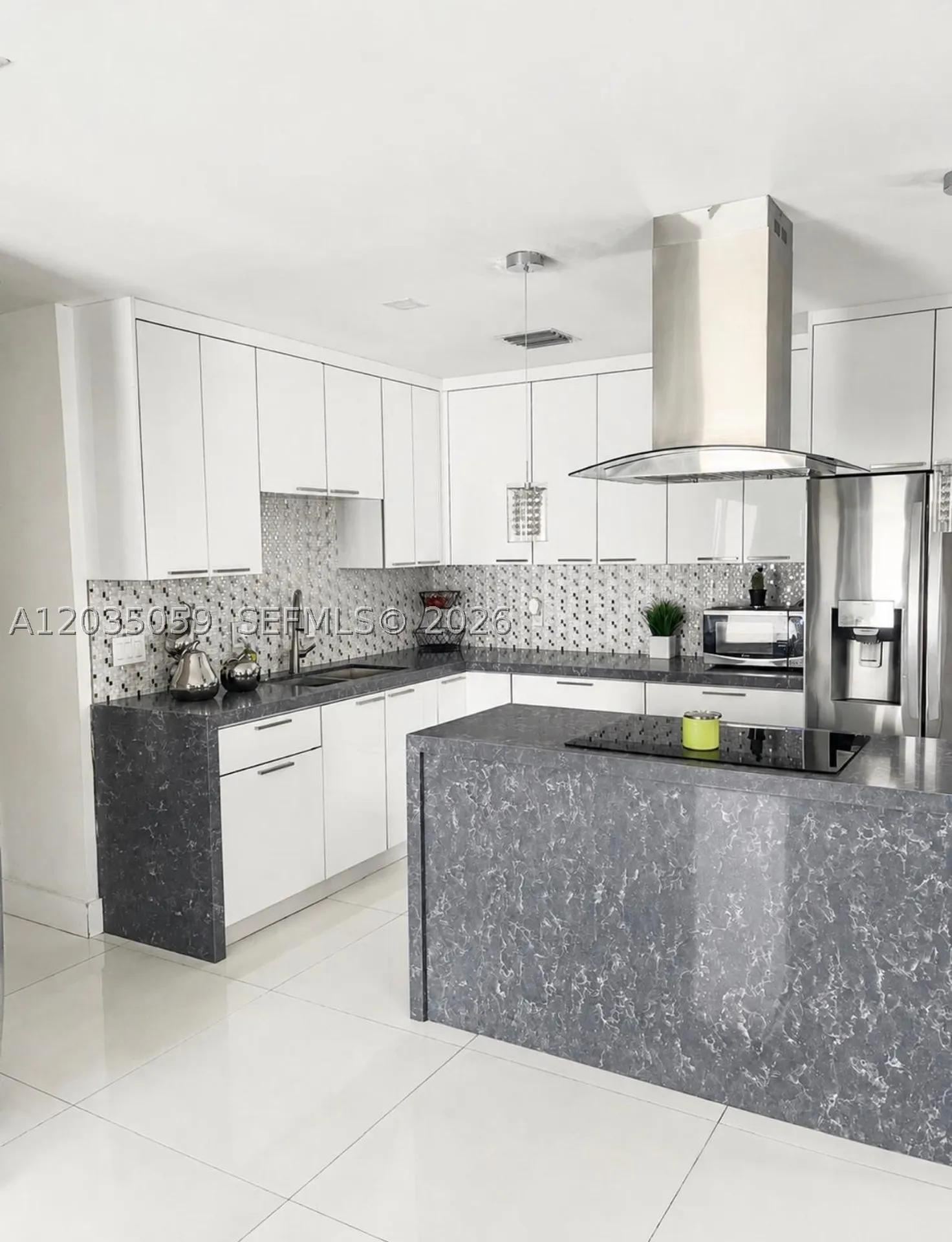 1220 N 71st Terrace Hollywood FL 33024