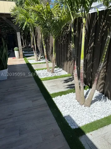 1220 N 71st Terrace Hollywood FL 33024