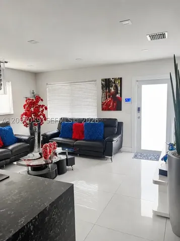 1220 N 71st Terrace Hollywood FL 33024