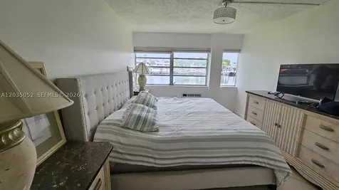 220 Kings Point Drive Sunny Isles Beach FL 33160