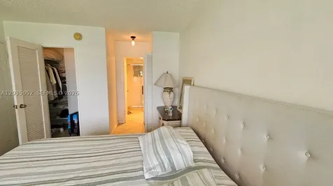 220 Kings Point Drive Sunny Isles Beach FL 33160