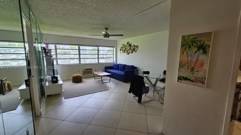 220 Kings Point Drive Sunny Isles Beach FL 33160