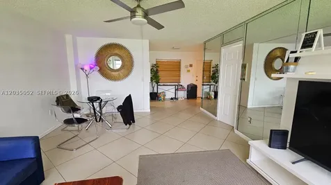 220 Kings Point Drive Sunny Isles Beach FL 33160