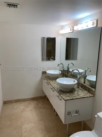 41 SE 5th Street Miami FL 33131