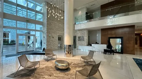 41 SE 5th Street Miami FL 33131