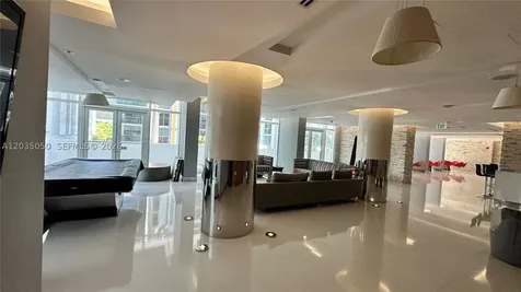 41 SE 5th Street Miami FL 33131