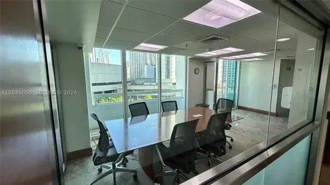 41 SE 5th Street Miami FL 33131