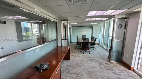 41 SE 5th Street Miami FL 33131