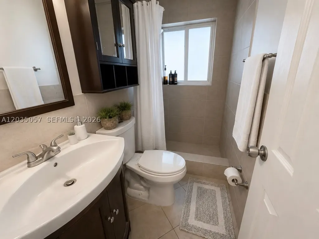 1812 N 45th Avenue Hollywood FL 33021