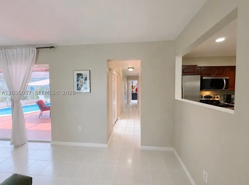 1812 N 45th Avenue Hollywood FL 33021