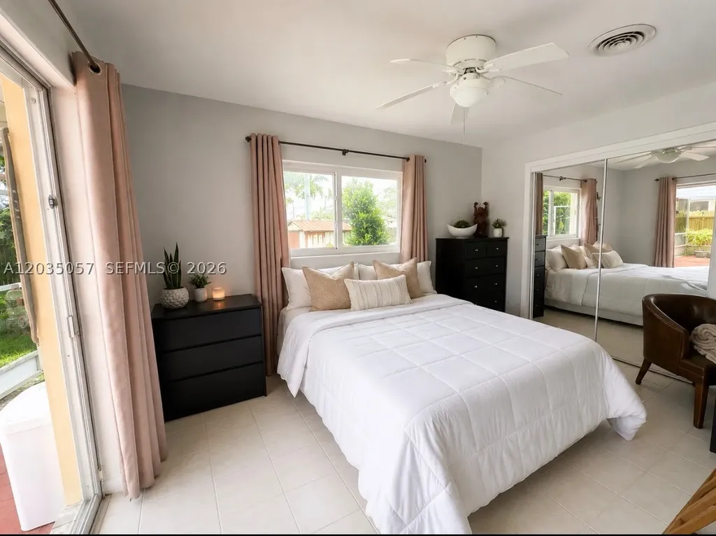 1812 N 45th Avenue Hollywood FL 33021