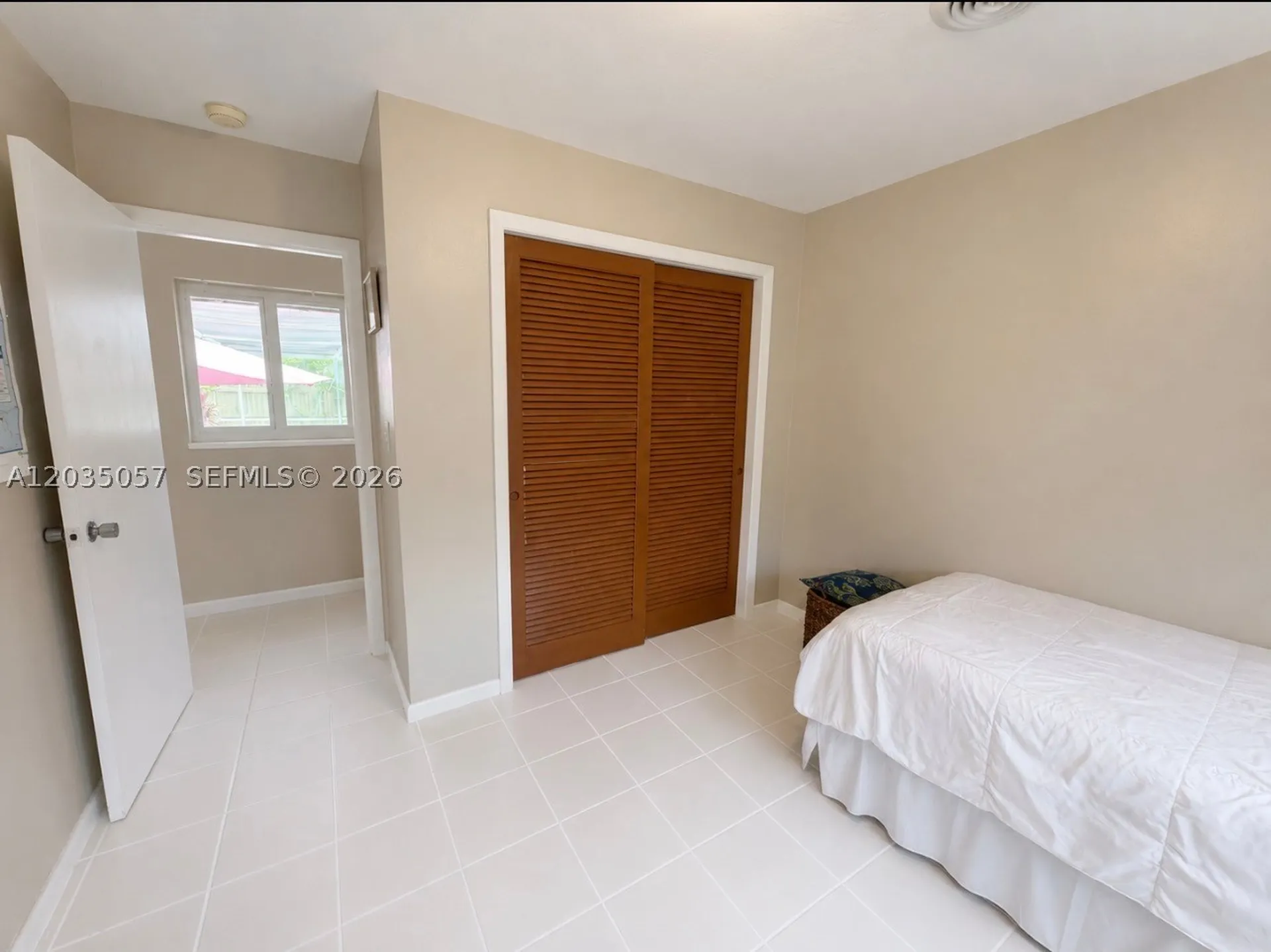 1812 N 45th Avenue Hollywood FL 33021