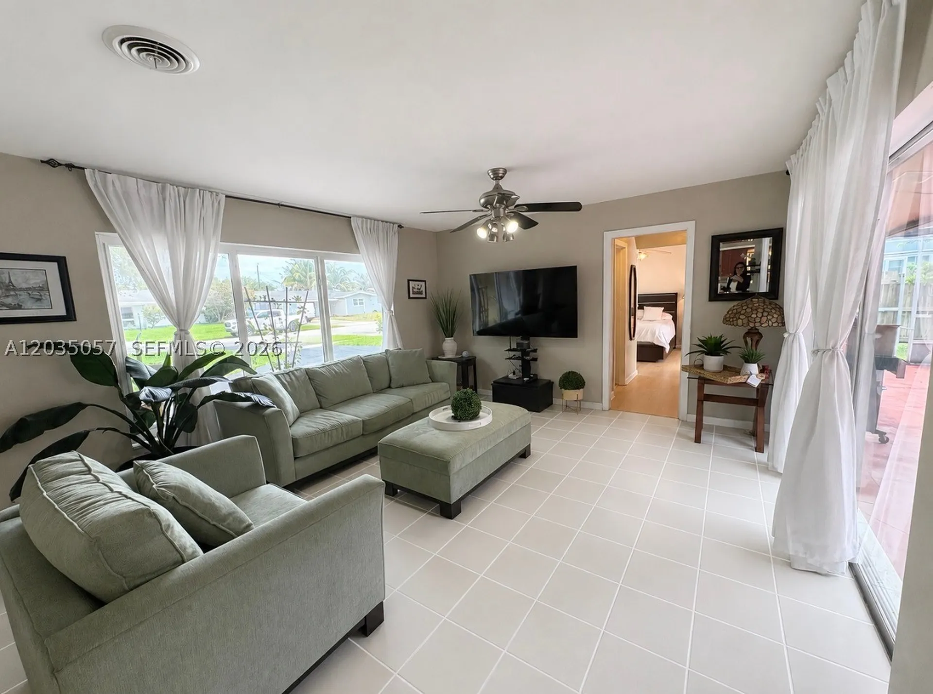1812 N 45th Avenue Hollywood FL 33021