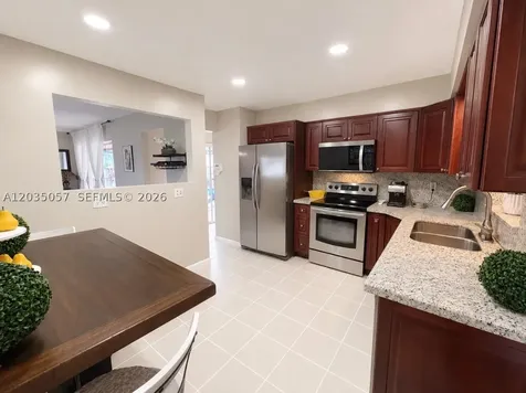 1812 N 45th Avenue Hollywood FL 33021