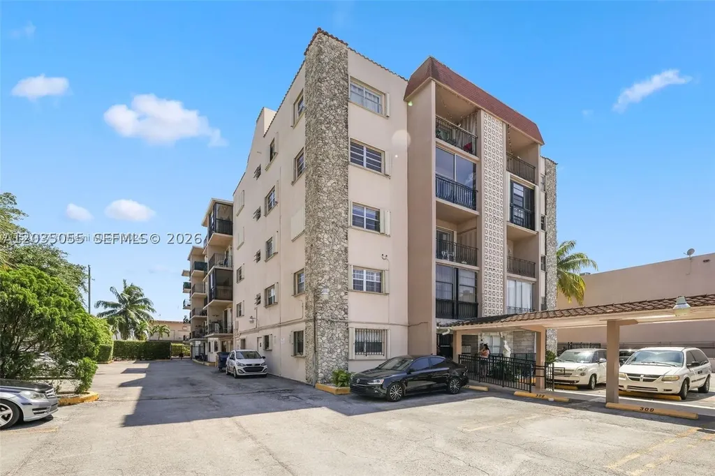 3640 NW 9th Street Miami FL 33125