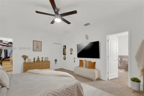 13384 SW 268th Terrace Homestead FL 33032